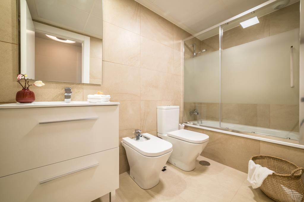 La Serna Premium Center Malaga Room photo